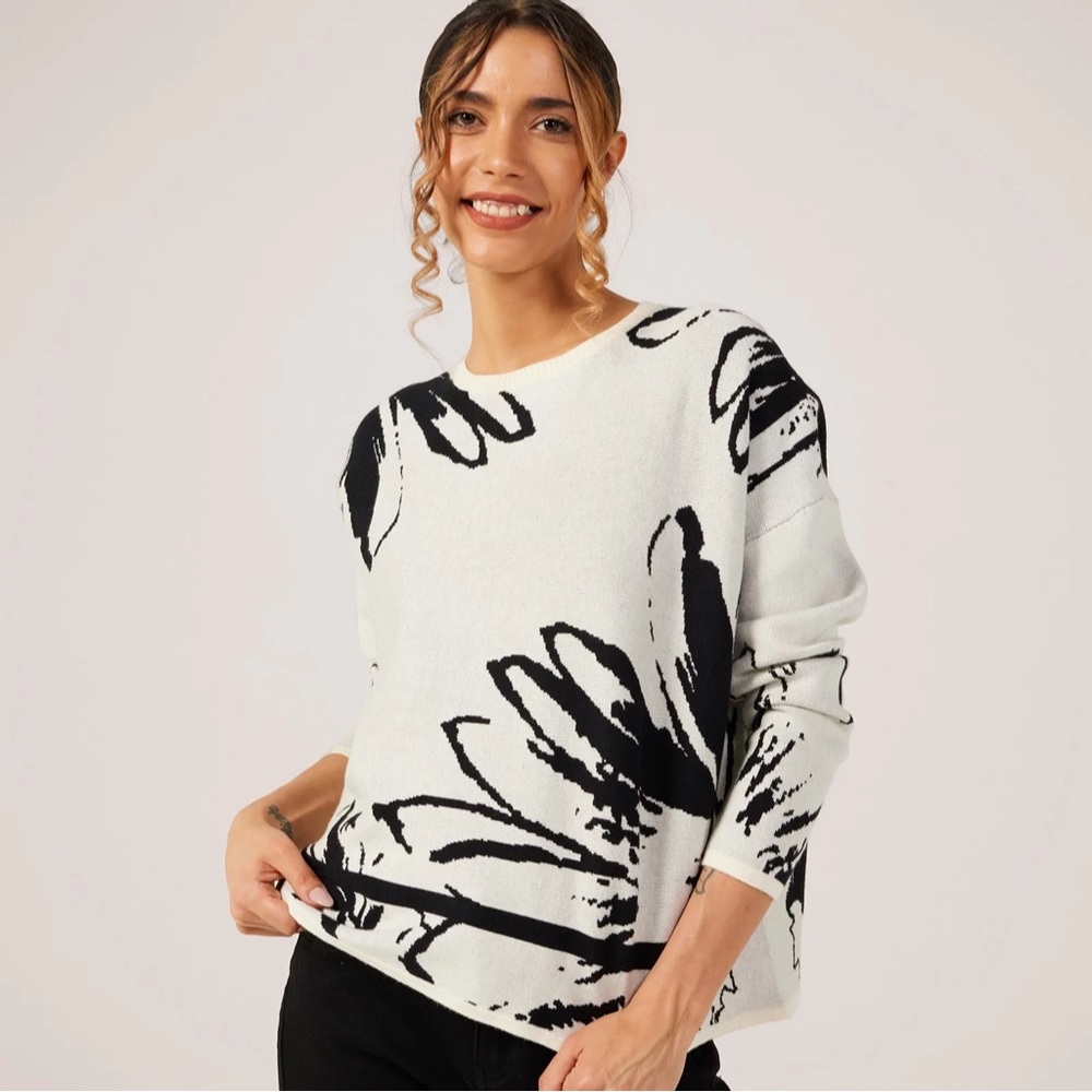 Marla Wynne Floral Black and White Sweater